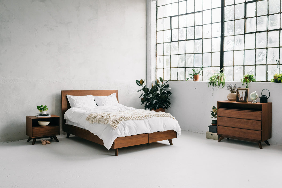 Why Matching Mid-Century Bedroom Furniture Sets Are Making a Big Comeback