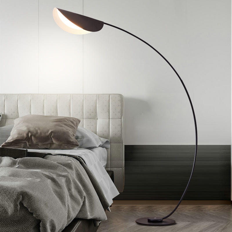 Elio - Black Arc Floor Lamp - image 3