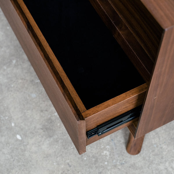 Mim Concept  best Modern furniture stores in Toronto, Ottawa and Mississauga to sell modern contemporary bedroom furniture and condo furniture. Minimal mid century modern furniture lift up top coffee table solid walnut wood modern organic Scandanivian
