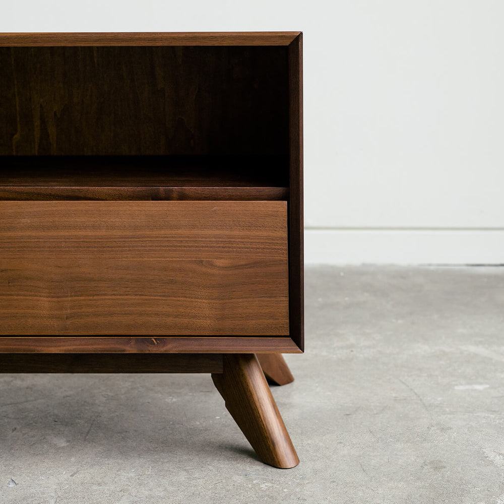 Mim Concept  best Modern furniture stores in Toronto, Ottawa and Mississauga to sell modern contemporary bedroom furniture and condo furniture. Minimal mid century modern furniture lift up top coffee table solid walnut wood modern organic Scandanivian